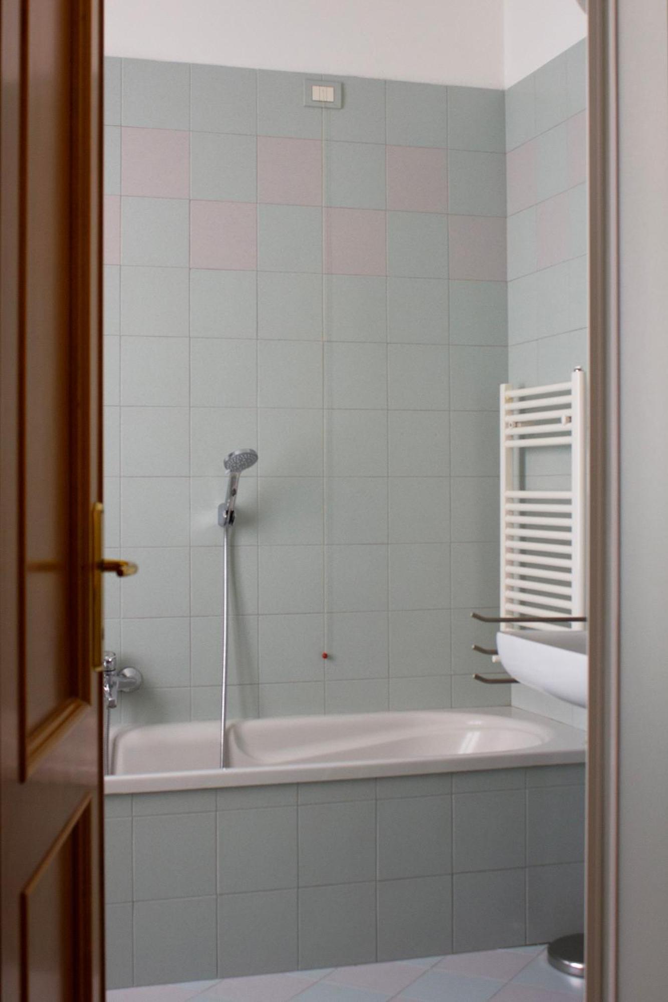 Appartamento Moderno E Tranquillo Plasencia Exterior foto